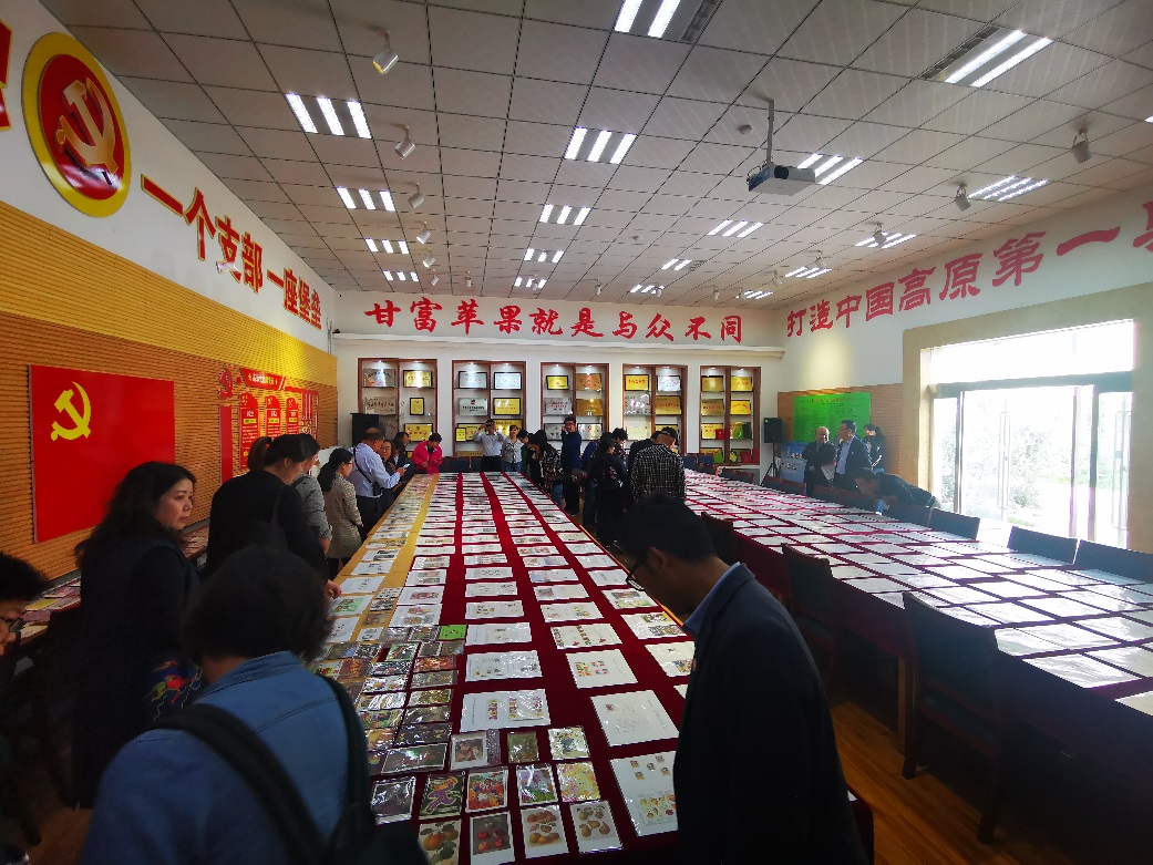 说明: E:\April\vwin德赢ac米兰\2019新闻稿\甘富苹果博物馆\30bfa0f65bddf7f2919a89b20067f79.jpg